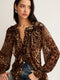 Chic bluse med safarileopardmønster – Langærmet bluse i chiffon med flæsekrave til kvinder